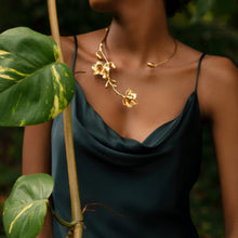 Load image into Gallery viewer, Orchid Necklace